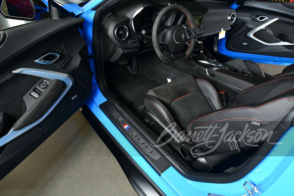 2022 Chevrolet Camaro ZL1 6th Gen - Image 19 of 22
