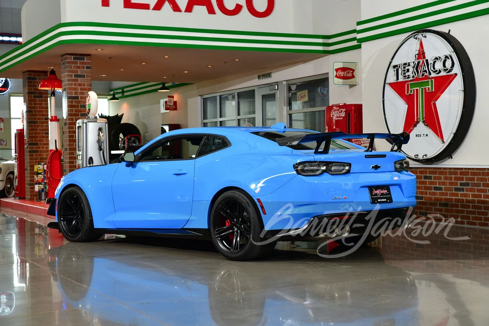 2022 Chevrolet Camaro ZL1 6th Gen - Image 2 of 22