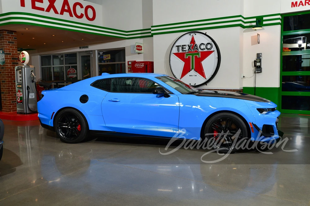 2022 Chevrolet Camaro ZL1 6th Gen - Image 5 of 22