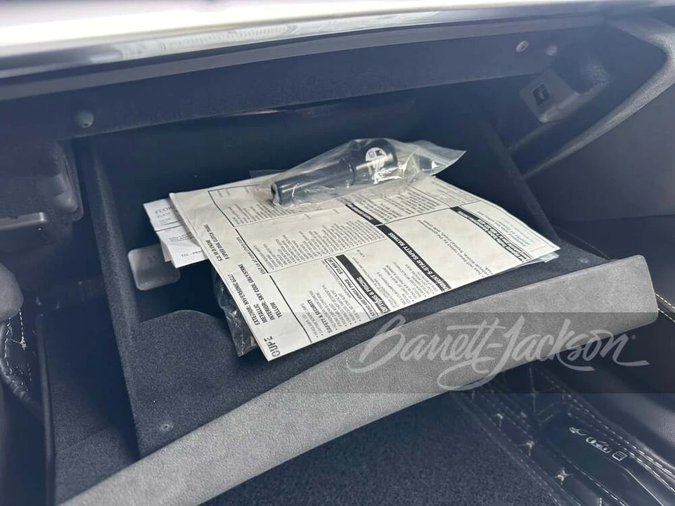 2022 Chevrolet Corvette C8 - Image 11 of 13