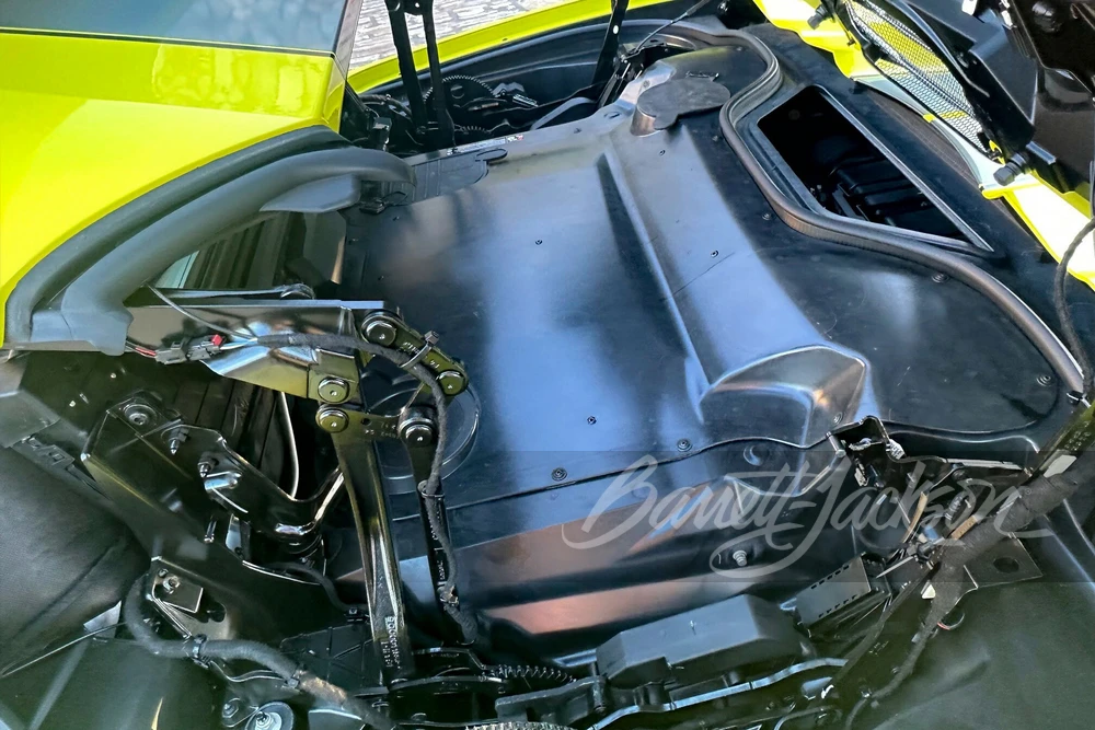 2022 Chevrolet Corvette C8 - Image 2 of 10