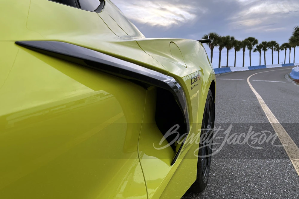 2022 Chevrolet Corvette C8 - Image 13 of 31