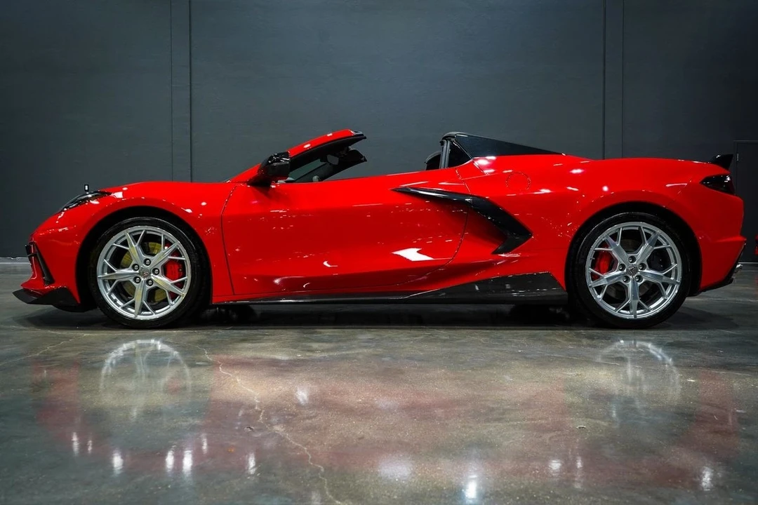 2022 Chevrolet Corvette C8 - Image 2 of 21