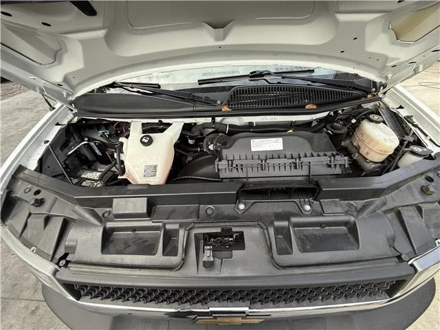 2022 Chevrolet Express - Image 9 of 14