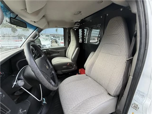 2022 Chevrolet Express - Image 10 of 14
