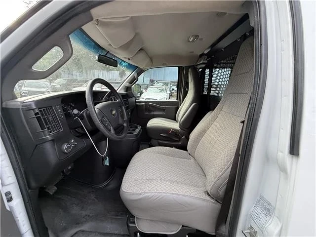 2022 Chevrolet Express - Image 11 of 14