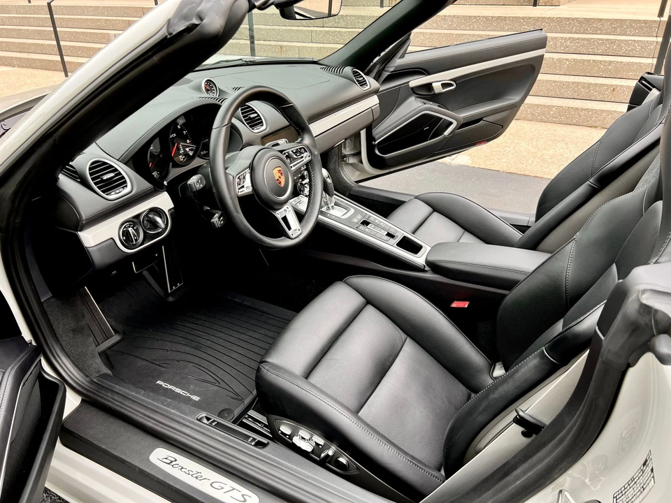 2022 Porsche 718 Boxster GTS 4.0 - Image 13 of 23
