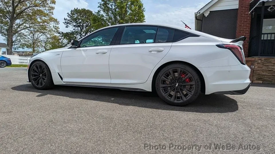 2022 Cadillac CT5-V Blackwing - Image 5 of 7