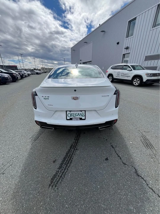 2022 Cadillac CT4 - Image 8 of 10