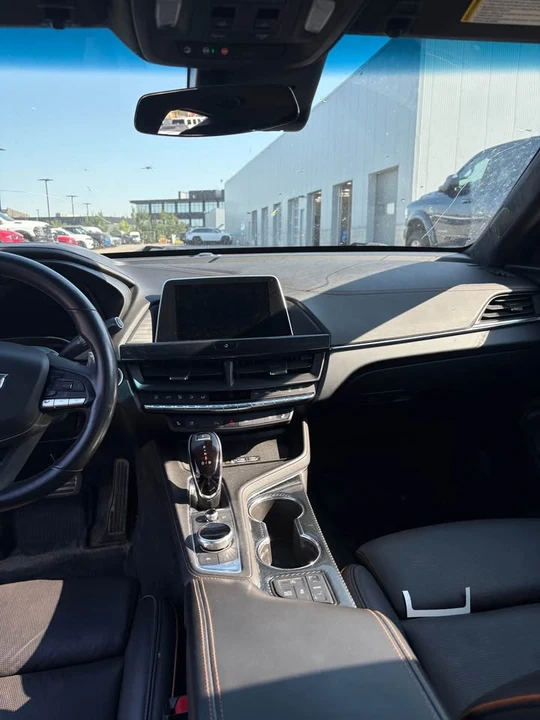 2022 Cadillac CT4 - Image 10 of 11