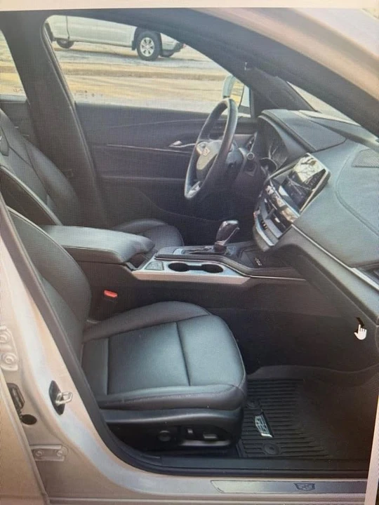 2022 Cadillac CT4 - Image 16 of 19