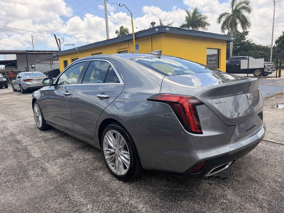 2022 Cadillac CT4 - Image 14 of 23