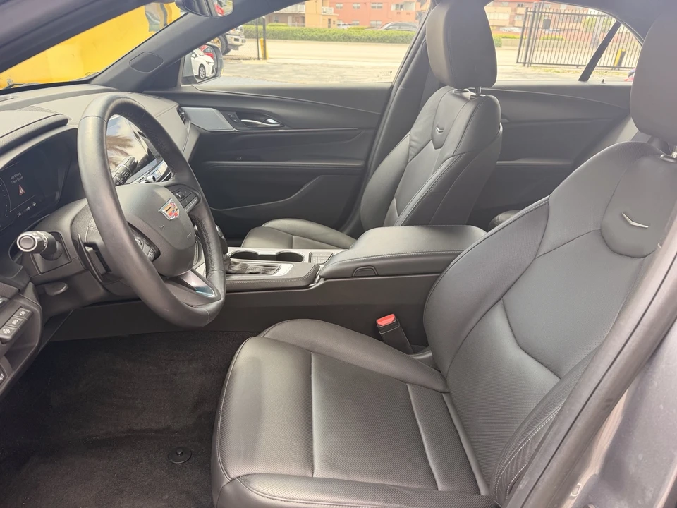 2022 Cadillac CT4 - Image 15 of 23