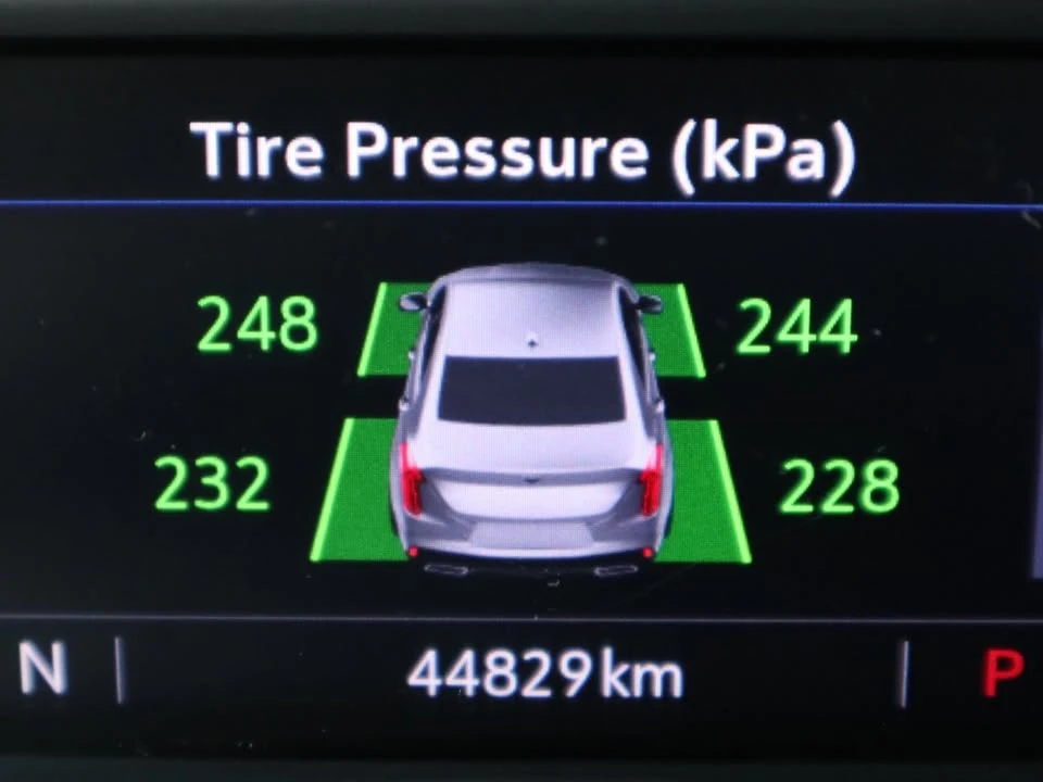 2022 Cadillac CT4 - Image 17 of 18