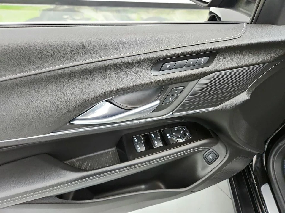 2022 Cadillac CT4 - Image 21 of 31