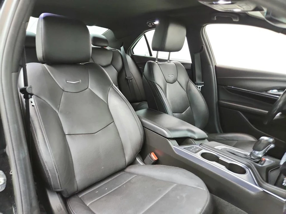 2022 Cadillac CT4 - Image 26 of 31