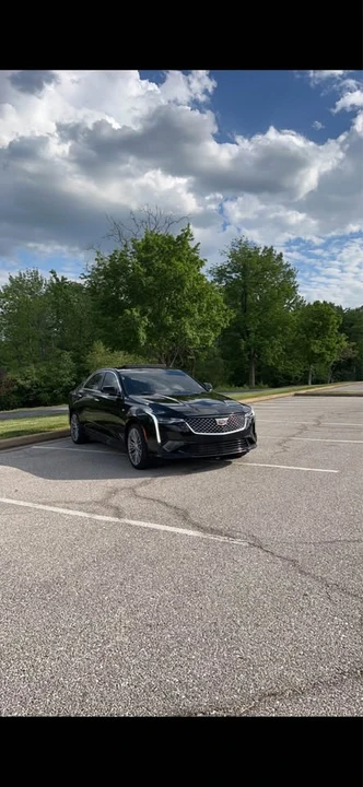 2022 Cadillac CT4 - Image 2 of 4