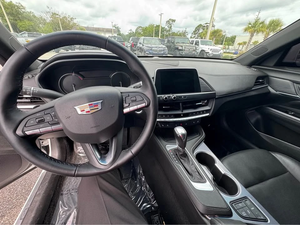 2022 Cadillac CT4 - Image 4 of 5