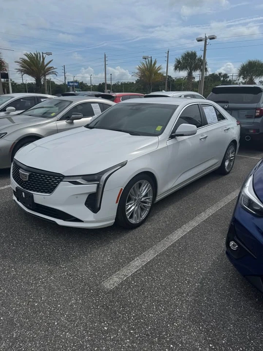 2022 Cadillac CT4 - Image 3 of 5