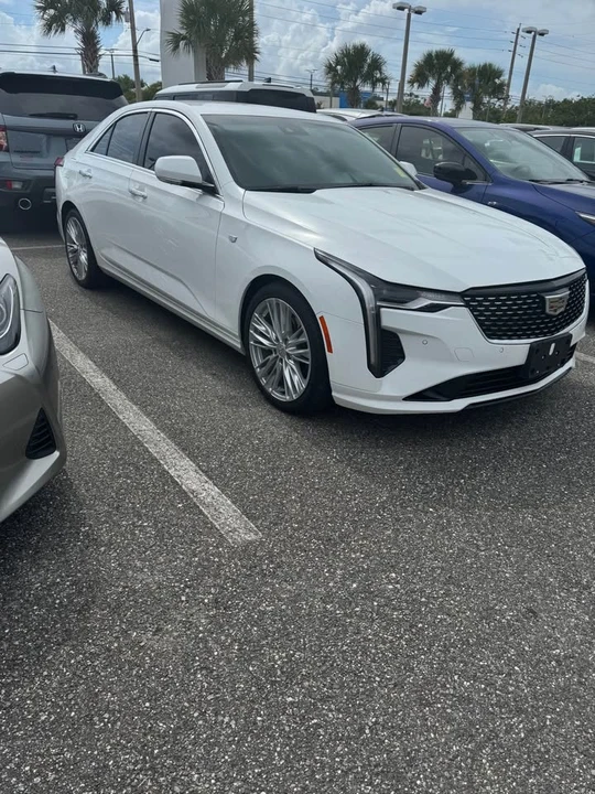 2022 Cadillac CT4 - Image 2 of 5