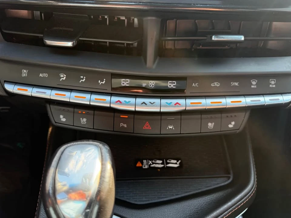 2022 Cadillac CT4 - Image 17 of 20