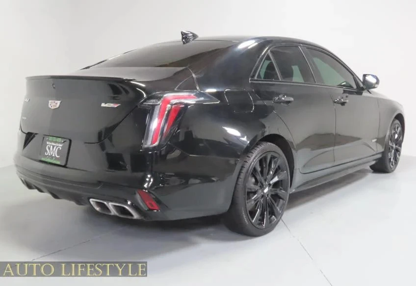 2022 Cadillac CT4-V - Image 9 of 21