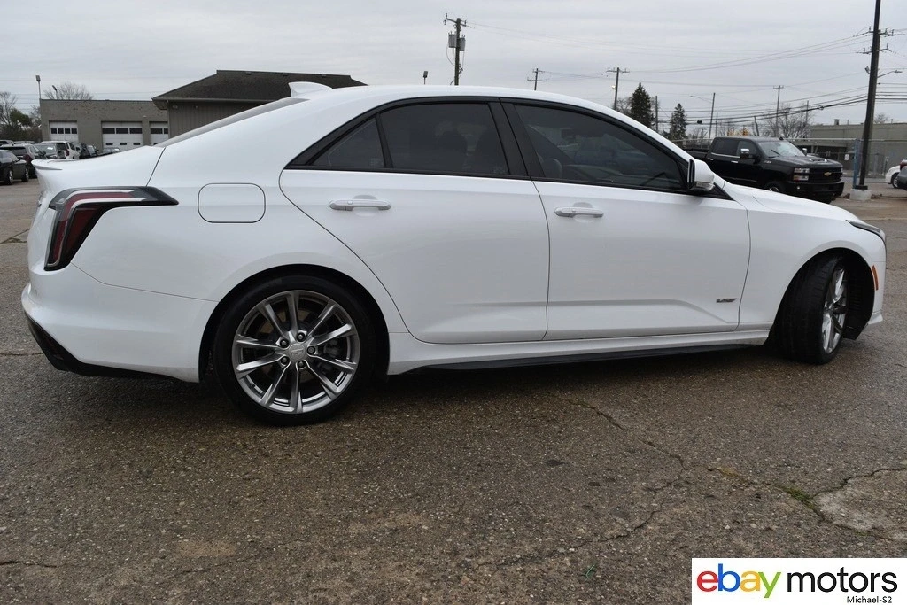 2022 Cadillac CT4-V - Image 4 of 23