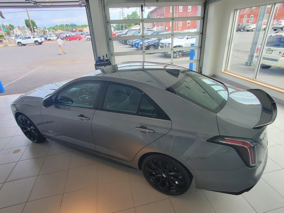 2022 Cadillac CT4-V - Image 8 of 31