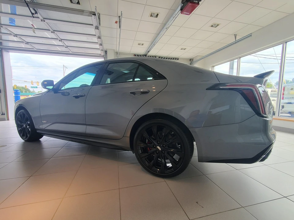 2022 Cadillac CT4-V - Image 7 of 31