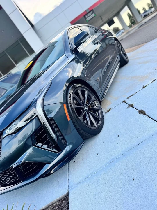 2022 Cadillac CT4-V Blackwing - Image 5 of 10