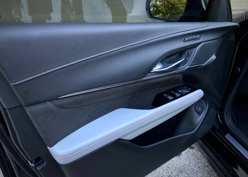 2022 Cadillac CT4-V Blackwing - Image 14 of 24