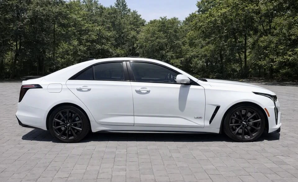 2022 Cadillac CT4-V Blackwing - Image 4 of 20