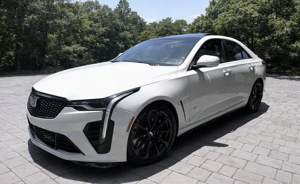 2022 Cadillac CT4-V Blackwing - Image 2 of 20