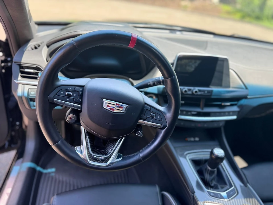 2022 Cadillac CT4-V Blackwing - Image 28 of 31
