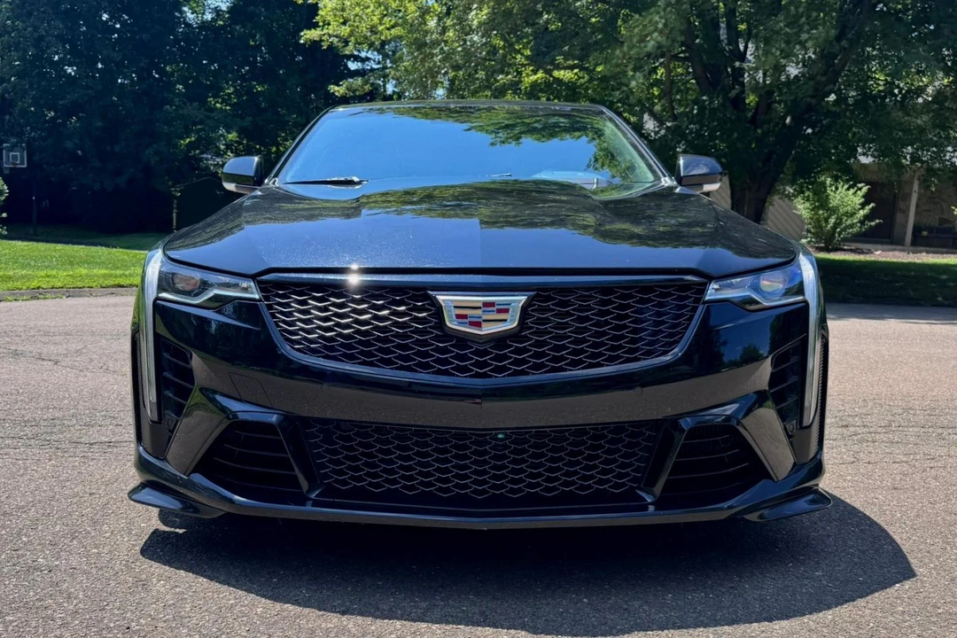 2022 Cadillac CT4-V Blackwing - Image 2 of 31