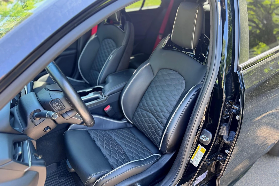2022 Cadillac CT4-V Blackwing - Image 18 of 31