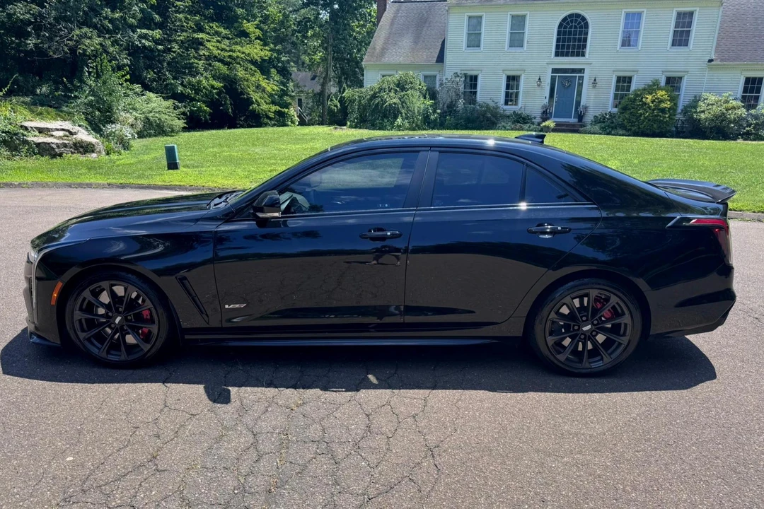 2022 Cadillac CT4-V Blackwing - Image 3 of 31
