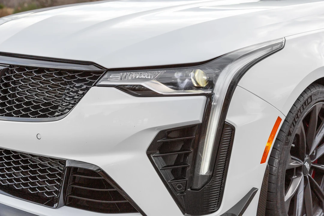 2022 Cadillac CT4-V Blackwing - Image 15 of 31