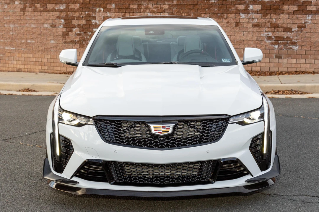 2022 Cadillac CT4-V Blackwing - Image 2 of 31