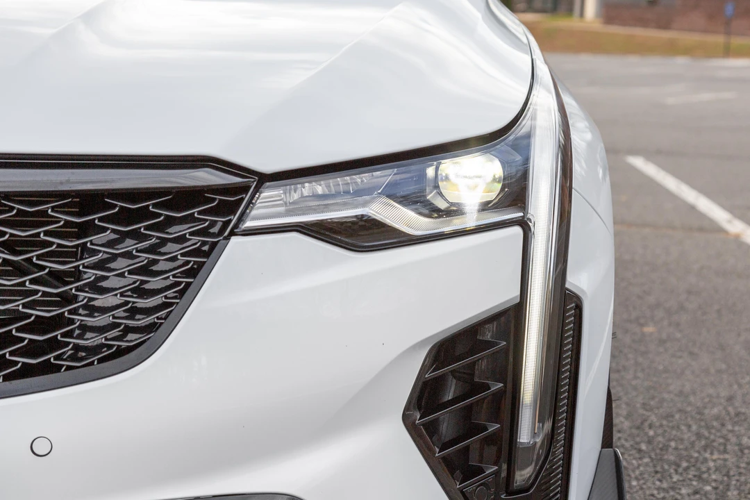 2022 Cadillac CT4-V Blackwing - Image 14 of 31