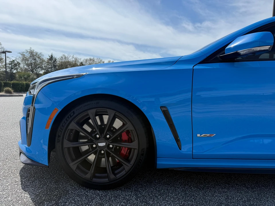 2022 Cadillac CT4-V Blackwing - Image 13 of 31