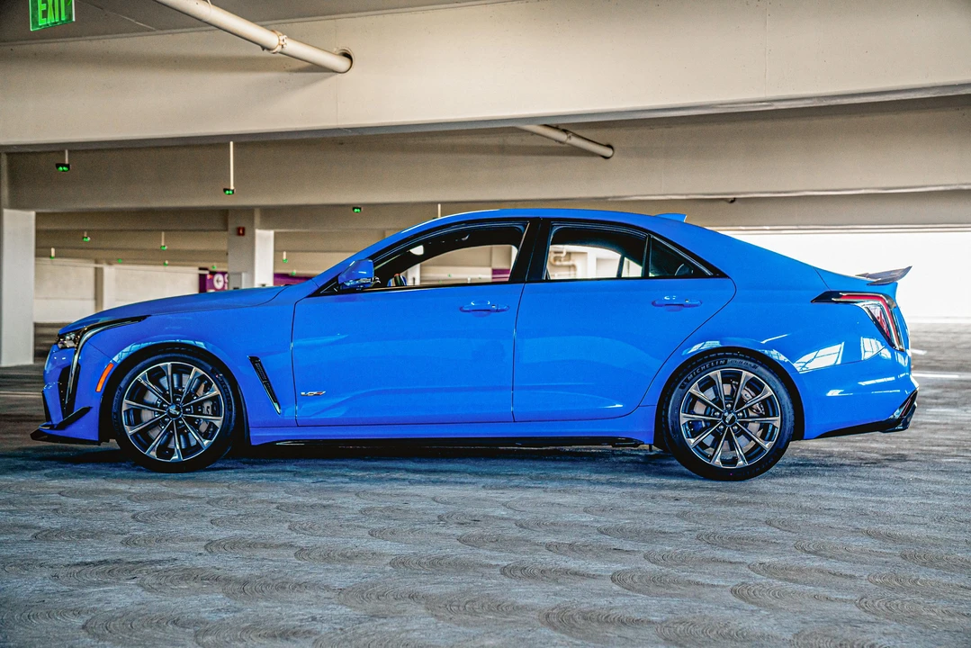 2022 Cadillac CT4-V Blackwing - Image 11 of 31
