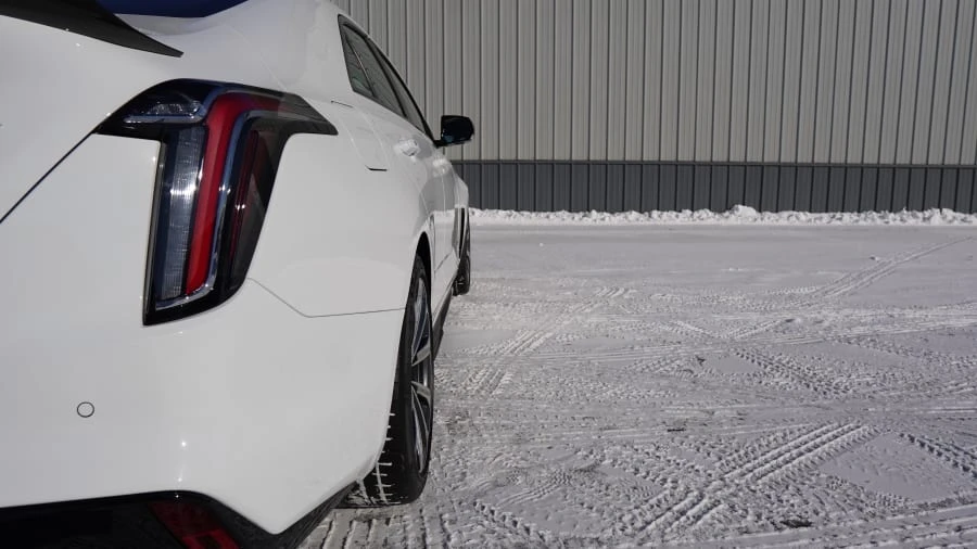 2022 Cadillac CT4-V Blackwing - Image 25 of 31
