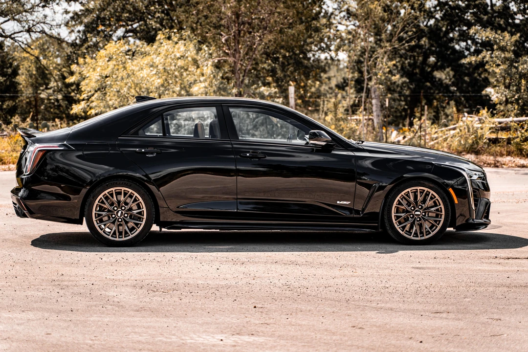 2022 Cadillac CT4-V Blackwing - Image 13 of 31