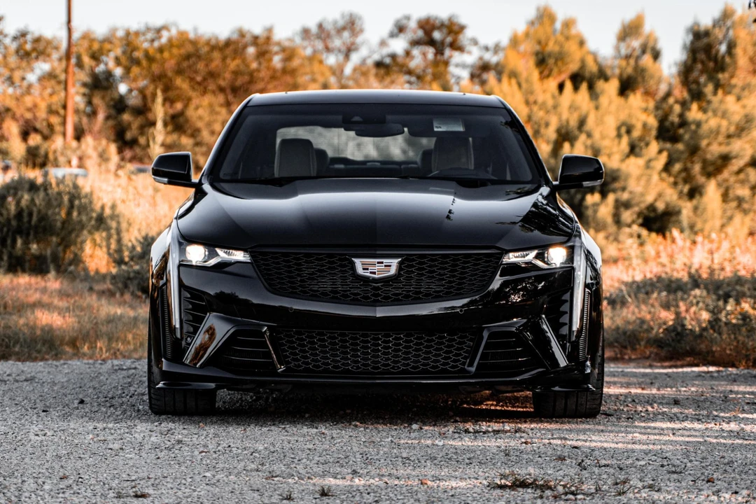 2022 Cadillac CT4-V Blackwing - Image 2 of 31