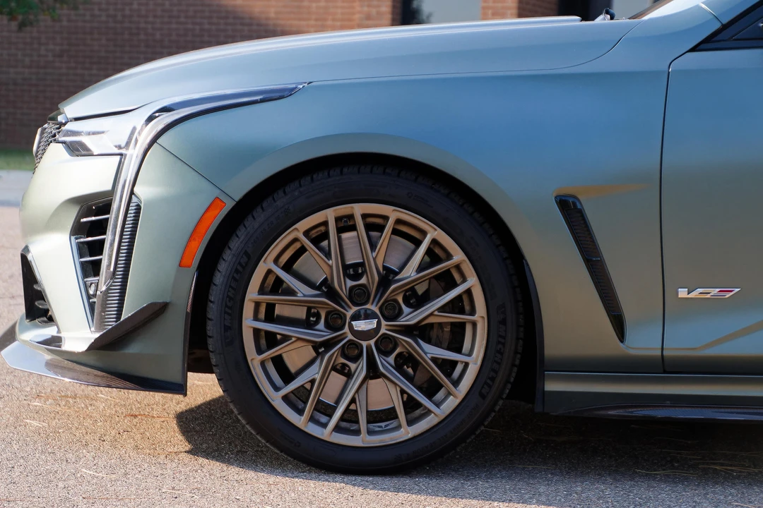 2022 Cadillac CT4-V Blackwing - Image 16 of 31