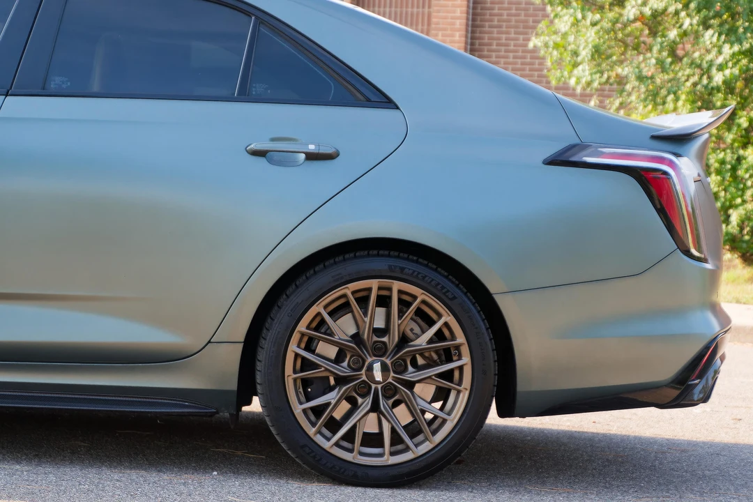 2022 Cadillac CT4-V Blackwing - Image 17 of 31