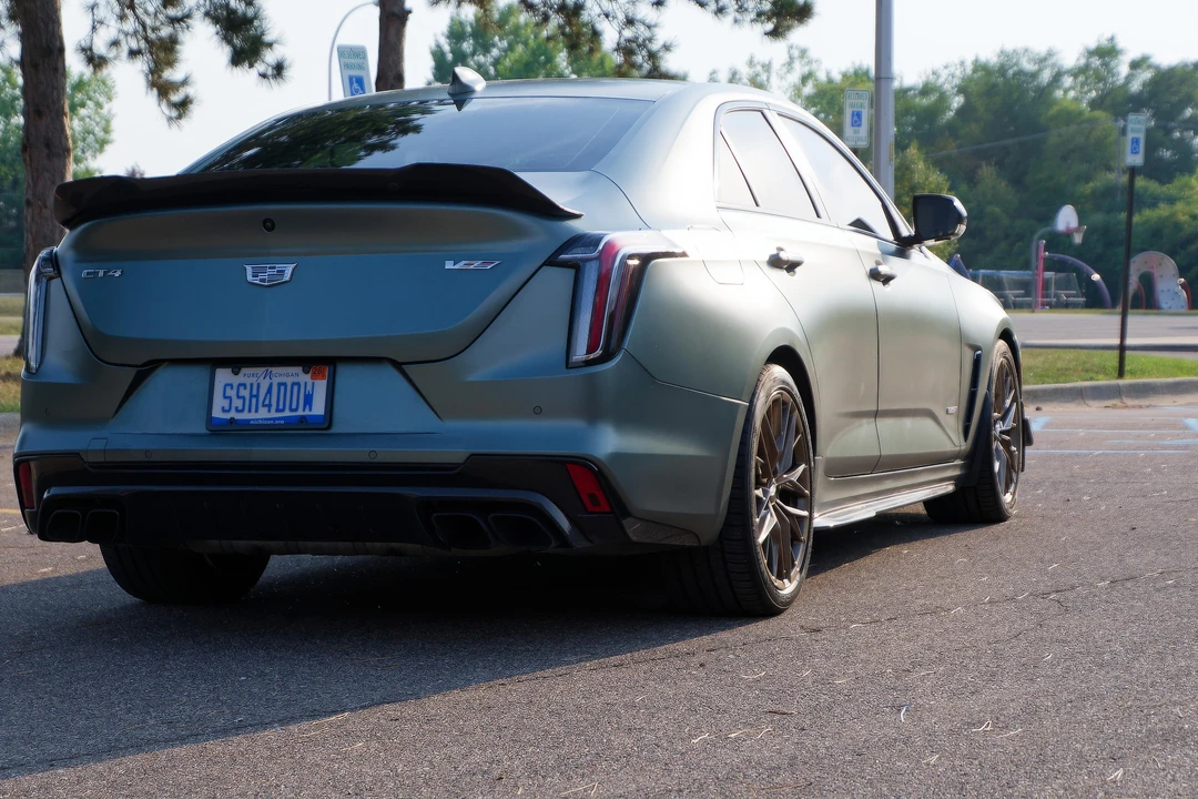 2022 Cadillac CT4-V Blackwing - Image 10 of 31