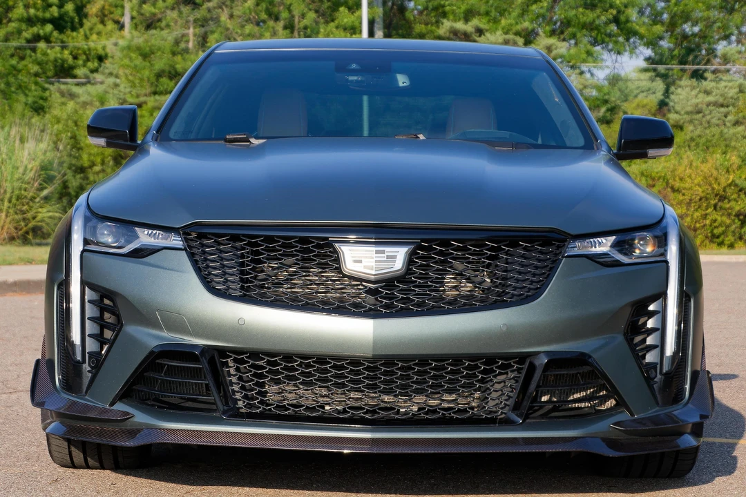 2022 Cadillac CT4-V Blackwing - Image 2 of 31