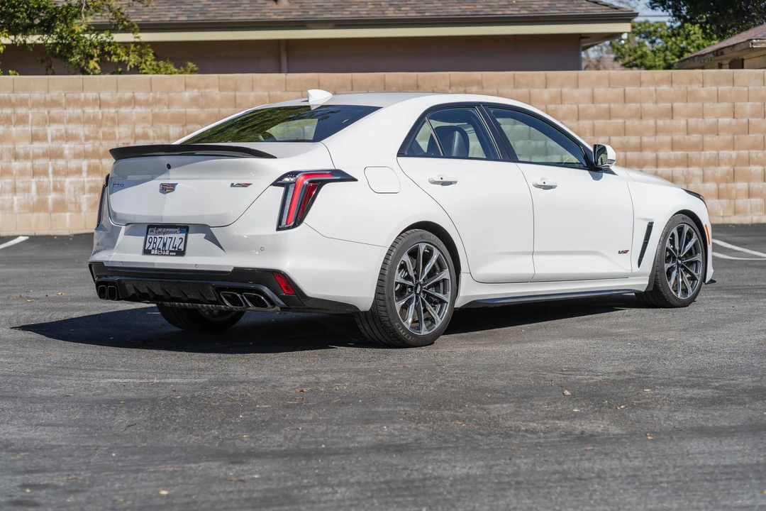 2022 Cadillac CT4-V Blackwing - Image 19 of 31